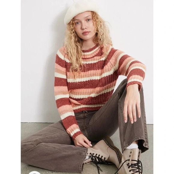 MinkPink NWT’s striped long sleeve sweater. Size small - Picture 3 of 7